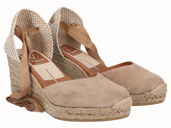 2011 Vitelo Desert_2.jpg