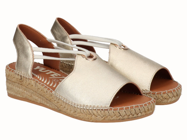 2196 Elista Sahara_2.jpg