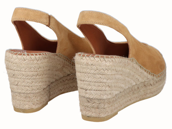 2341 Vitelo Camello_3.jpg