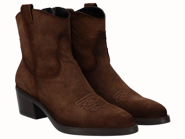 8021 Vitelo Testa_2.jpg