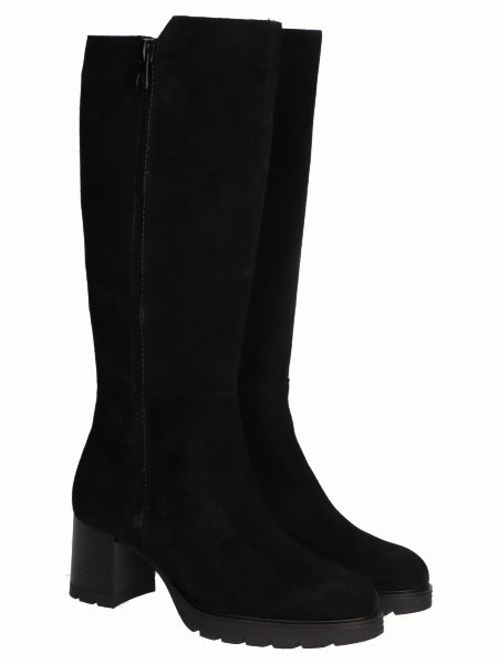 8327 Vitelo Negro_2.jpg