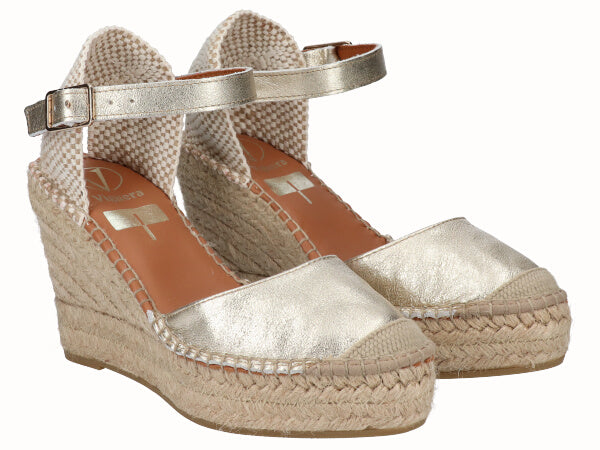 1632 Elista Sahara_2.jpg