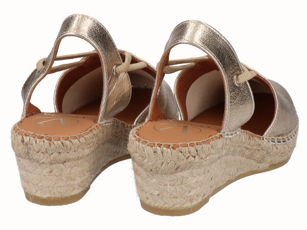 1825 Elista Sahara_3.jpg