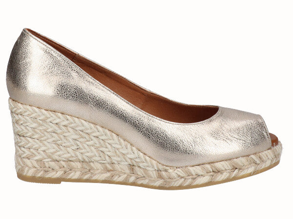 2001 Elista Sahara_1.jpg