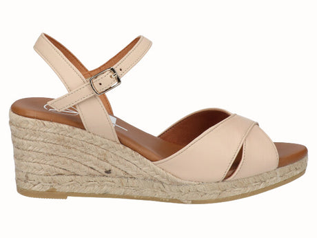 2032 Seda Adros_1.jpg