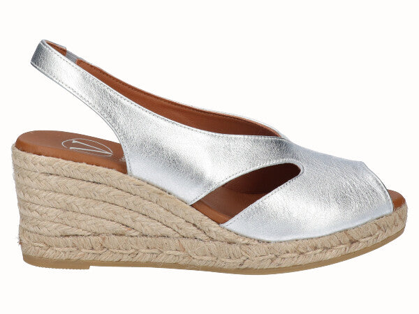 2122 Elista Plata_1.jpg