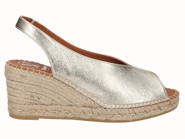 2127 Elista Sahara_1.jpg