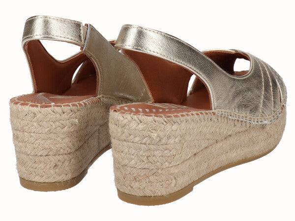 2157 Elista Sahara_3.jpg