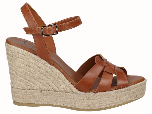 2173 Manacor Cuero by Cristina Cerqueiras_1.jpg