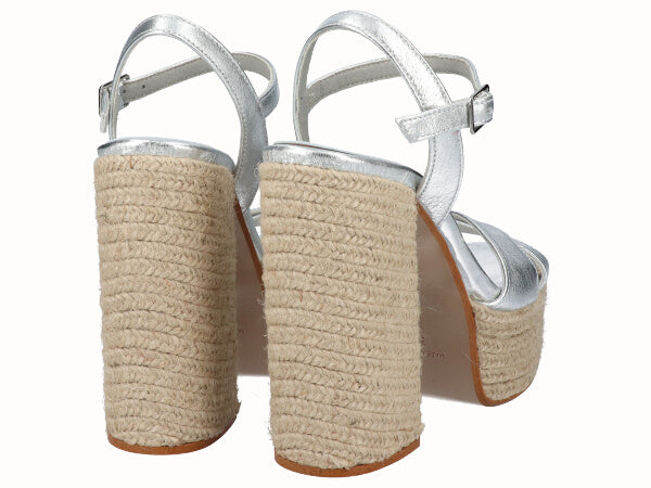 2180 Elista Plata by Cristina Cerqueiras_3.jpg