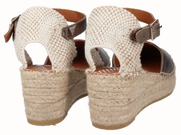 2218 Elista Fumo_3.jpg