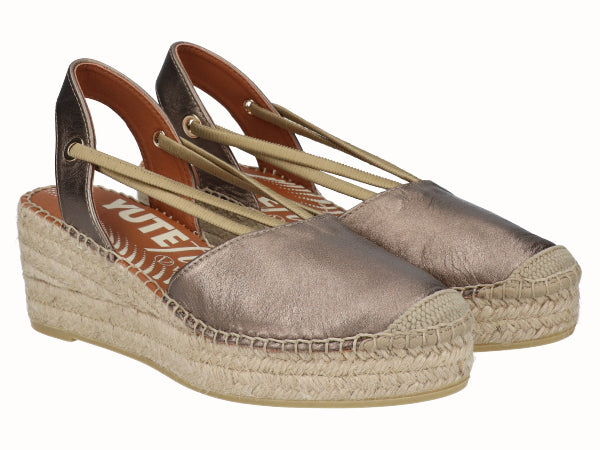 2219 Elista Fumo_2.jpg