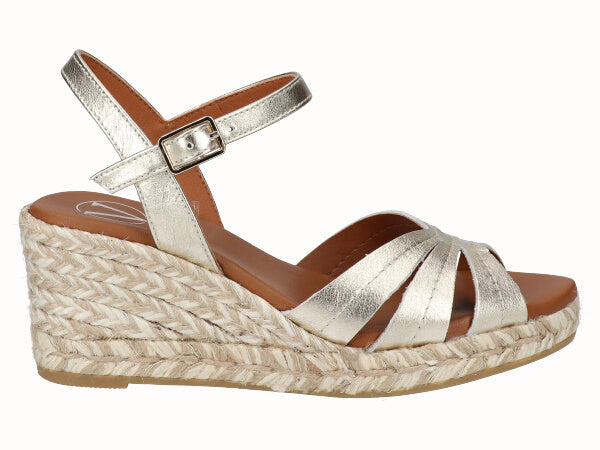 2220 Elista Sahara_1.jpg