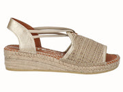 2299 Loana Camello_1.jpg