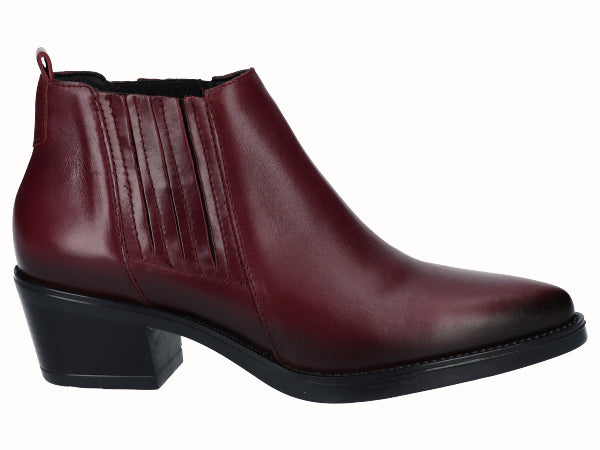 8020 Cyclone Wine_1.jpg