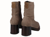 8323 Licra Suede Taupe_3.jpg
