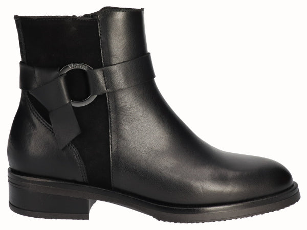 8390 Negro_4.jpg