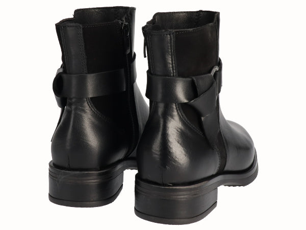 8390 Negro_6.jpg